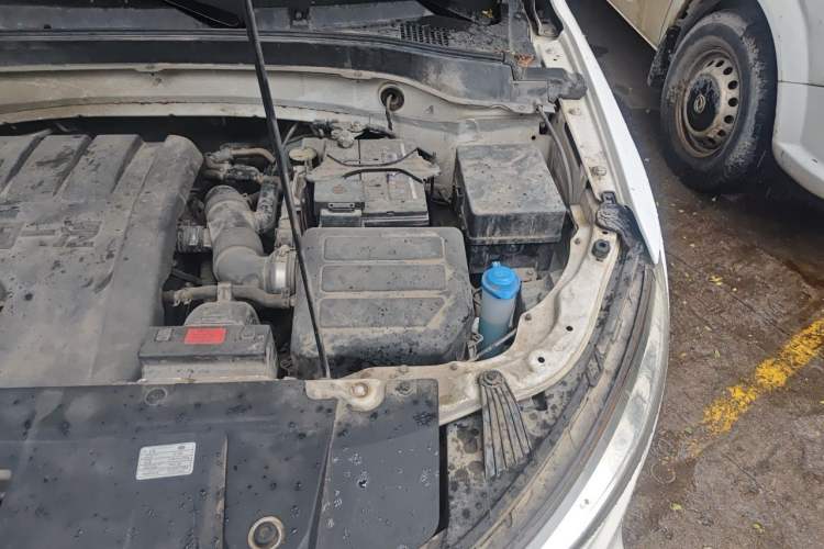 Used Bestune X40 2017 1.6L Automatic Prestige Edition Engine Bay Left
