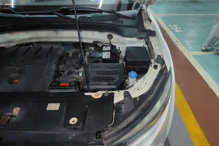 Used Bestune X40 2017 1.6L Automatic Luxury Model Engine Bay Left