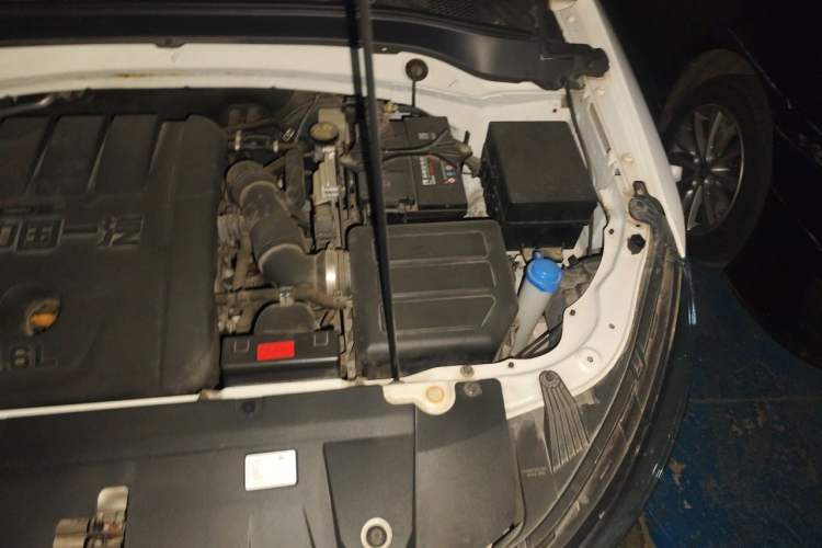 Used Bestune X40 2017 1.6L Automatic Prestige Edition Engine Bay Left