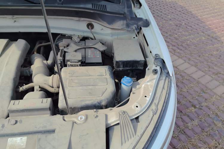 Used Bestune X40 2017 1.6L Manual Luxury Edition Engine Bay Left