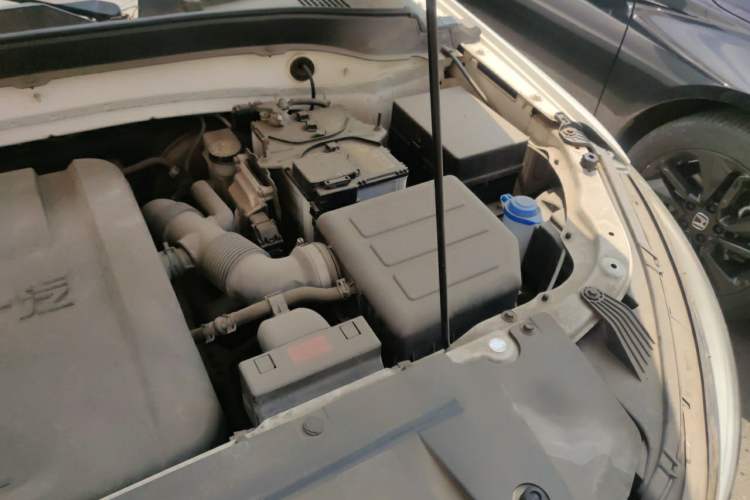 Used Bestune X40 2017 1.6L Manual Luxury Edition Engine Bay Left