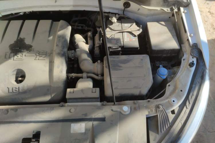 Used Bestune X40 2017 1.6L Automatic Prestige Edition Engine Bay Left
