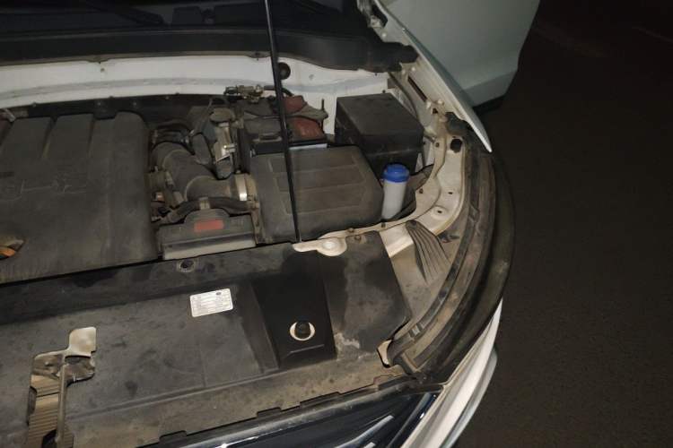 Used Bestune X40 2017 1.6L Automatic Luxury Model Engine Bay Left