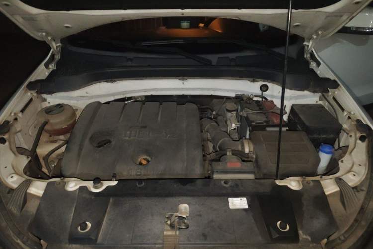 Used Bestune X40 2017 1.6L Automatic Luxury Model Engine Bay