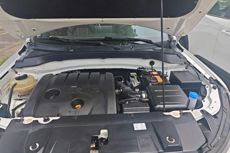 Used Bestune X40 2017 1.6L Automatic Luxury Model Engine Bay