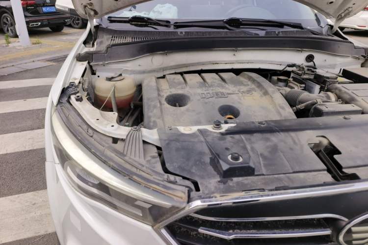Used Bestune X40 2017 1.6L Manual Prestige Edition Engine Bay Right