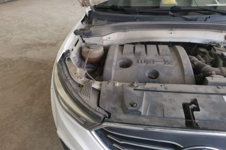 Used Bestune X40 2017 1.6L Automatic Luxury Model Engine Bay Right