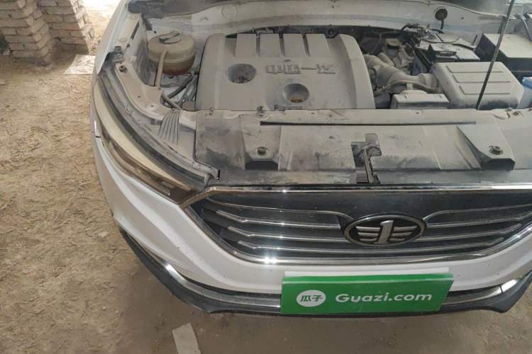 Used Bestune X40 2017 1.6L Automatic Prestige Edition Engine Bay Right