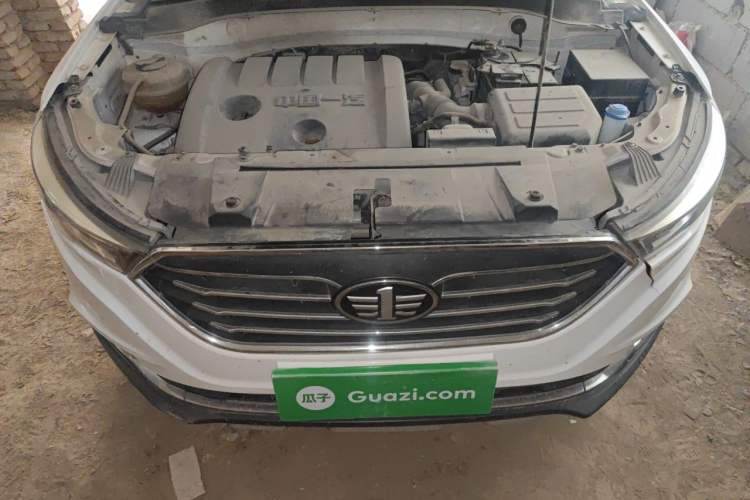 Used Bestune X40 2017 1.6L Automatic Prestige Edition Engine Bay