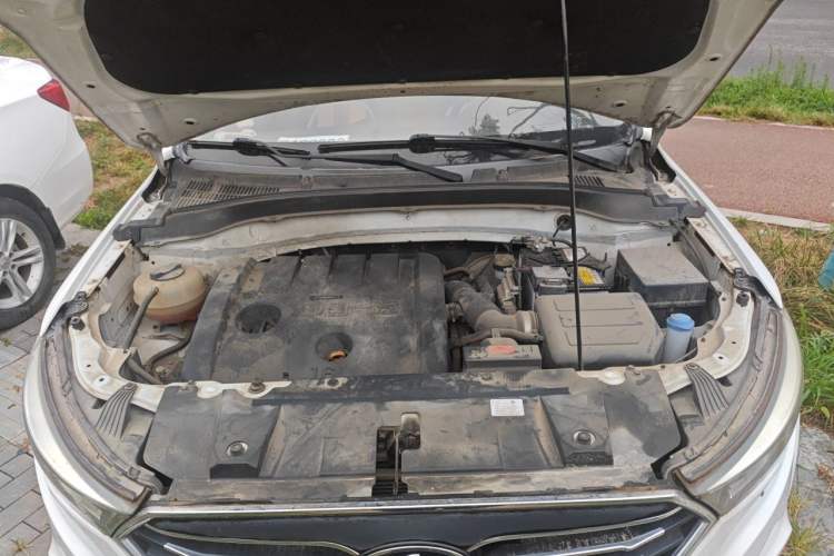 Used Bestune X40 2017 1.6L Manual Luxury Edition Engine Bay