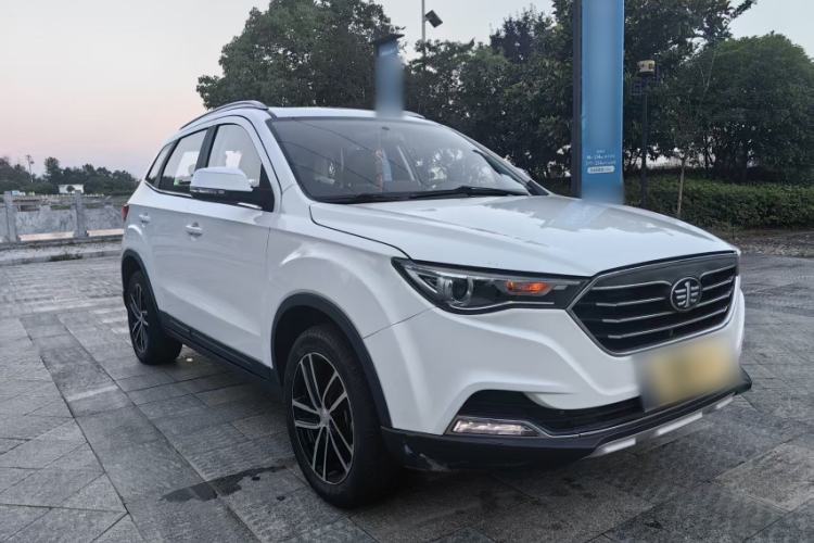 Used Bestune X40 2017 1.6L Automatic Luxury Model Exterior 1