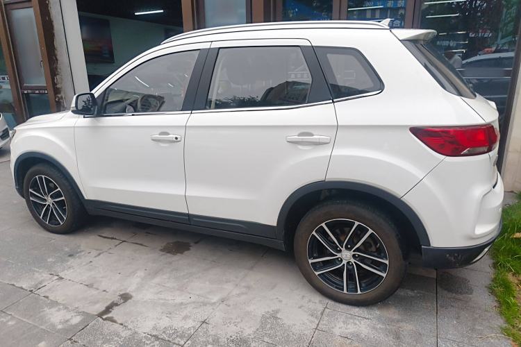 Used Bestune X40 2017 1.6L Automatic Luxury Model Exterior 3