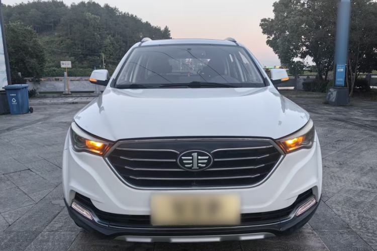 Used Bestune X40 2017 1.6L Automatic Luxury Model Exterior 3