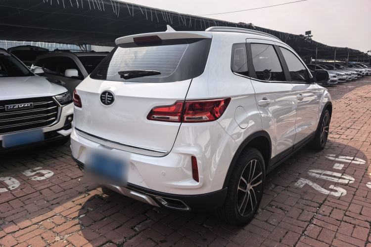 Used Bestune X40 2017 1.6L Automatic Luxury Model Exterior 4