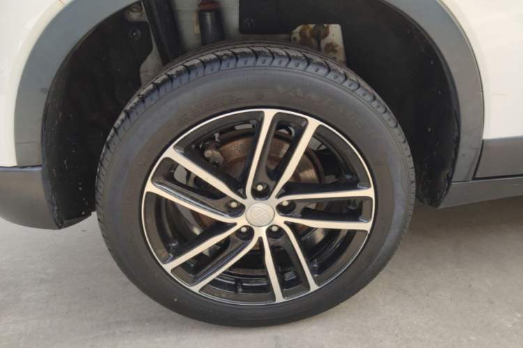 Used Bestune X40 2017 1.6L Manual Luxury Edition Exterior 5