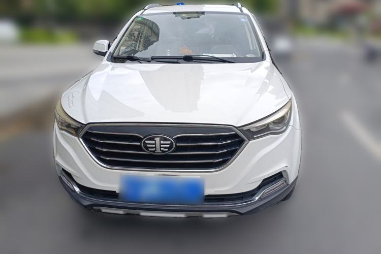 Used Bestune X40 2017 1.6L manual Comfort trim level Front