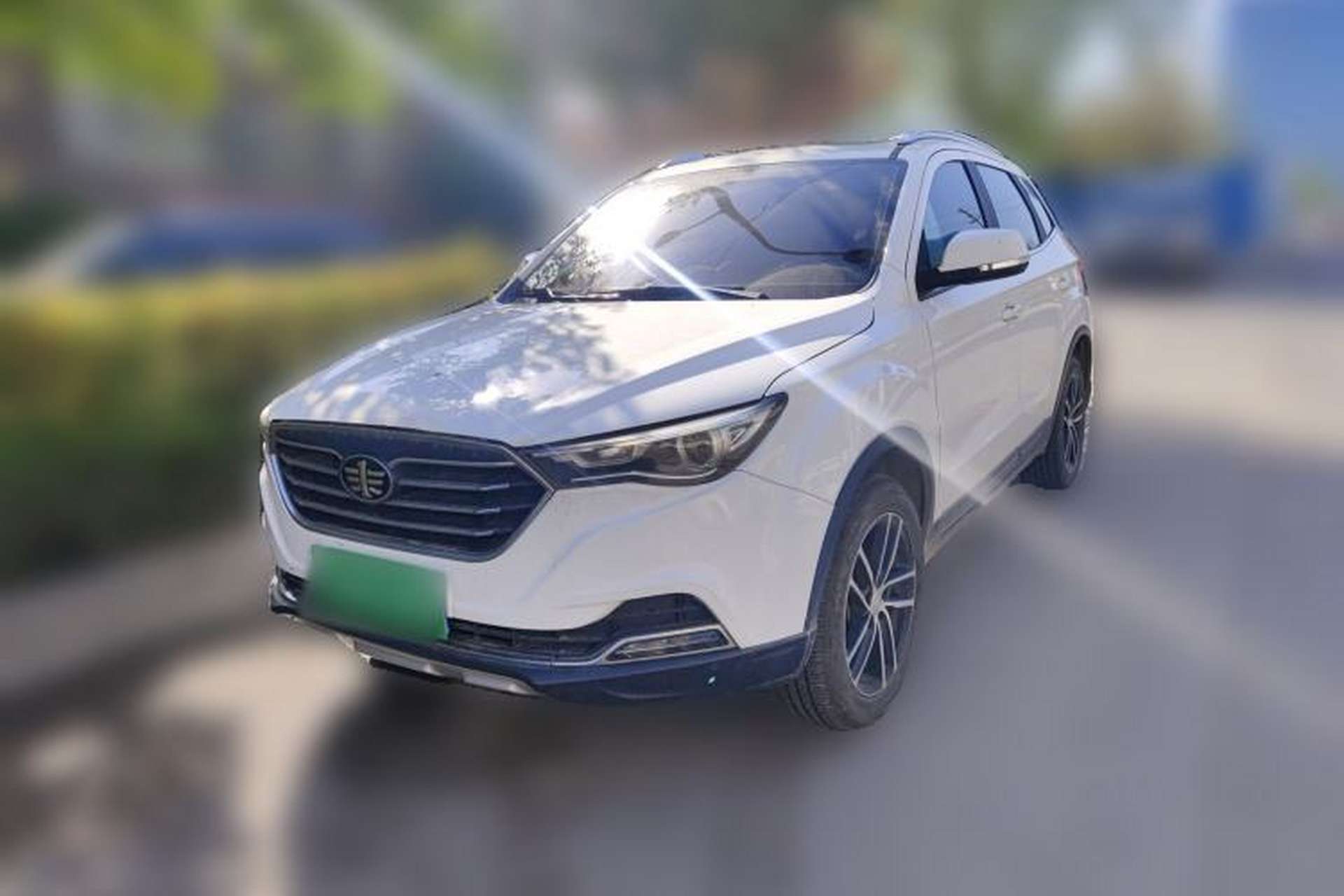 Used Bestune X40 2017 1.6L Manual Luxury Edition Front Left 45 Deg