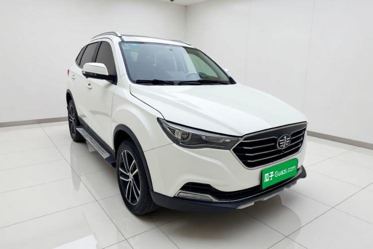 Used Bestune X40 2017 1.6L Manual Connected Smart Cool Edition Front Right 45 Deg