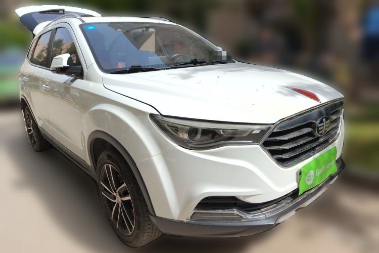 Used Bestune X40 2017 1.6L Manual Prestige Edition Front Right 45 Deg