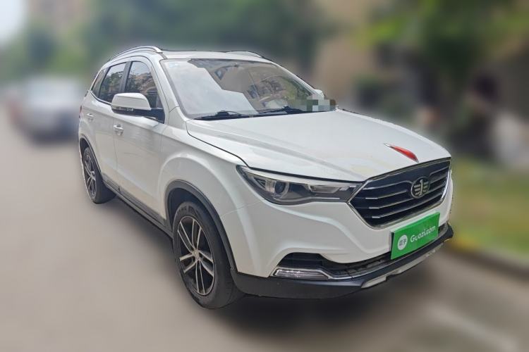 Used Bestune X40 2017 1.6L Manual Prestige Edition Front Right 45 Deg