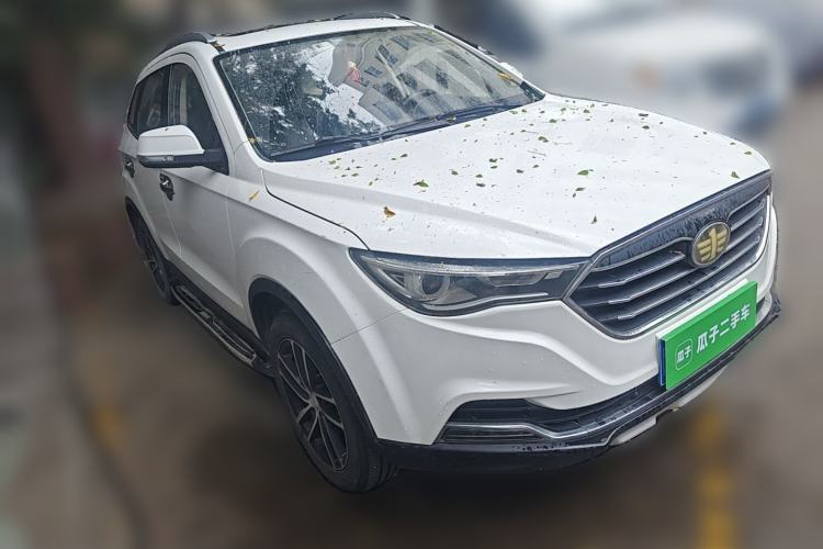 Used Bestune X40 2017 1.6L Automatic Prestige Edition Front Right 45 Deg