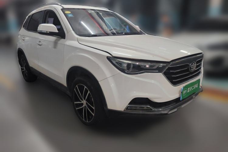 Used Bestune X40 2017 1.6L Automatic Luxury Model Front Right 45 Deg