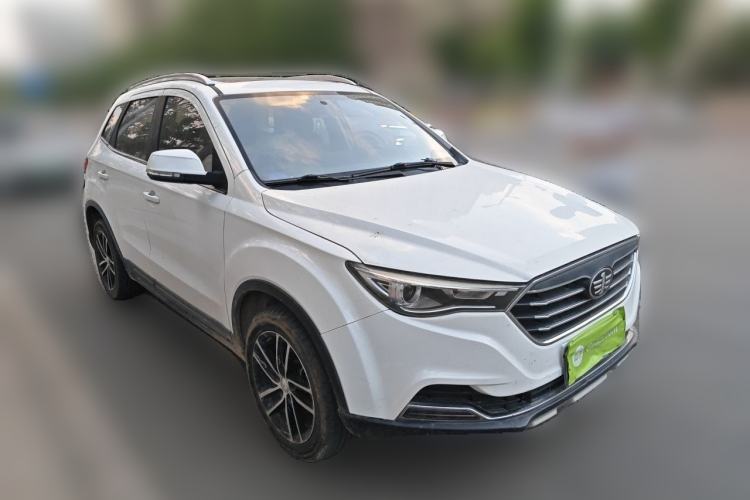 Used Bestune X40 2017 1.6L Automatic Luxury Model Front Right 45 Deg