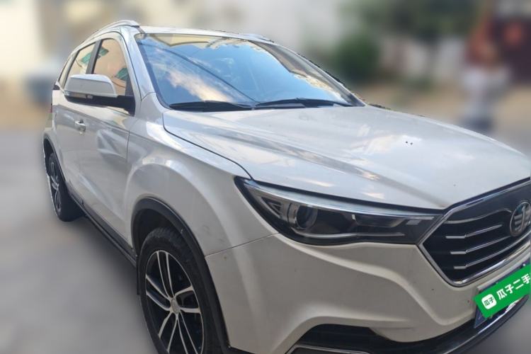 Used Bestune X40 2017 1.6L Manual Luxury Edition Front Right 45 Deg