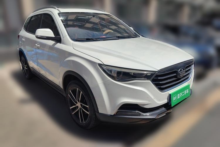 Used Bestune X40 2017 1.6L Manual Luxury Edition Front Right 45 Deg