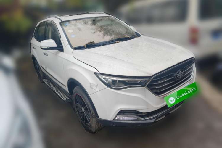Used Bestune X40 2017 1.6L Manual Luxury Edition Front Right 45 Deg
