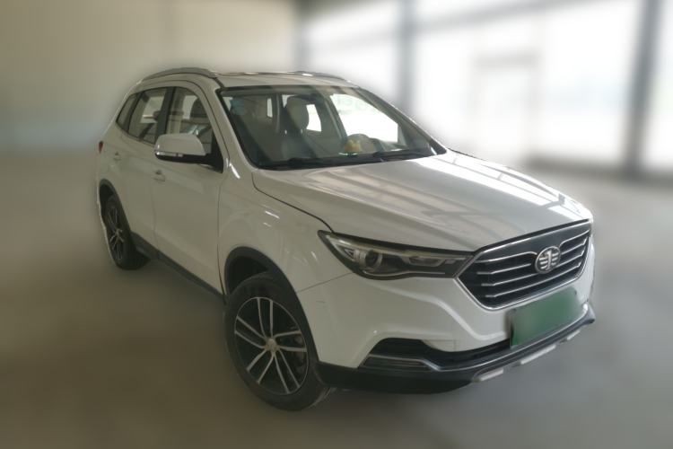 Used Bestune X40 2017 1.6L Automatic Luxury Model Front Right 45 Deg