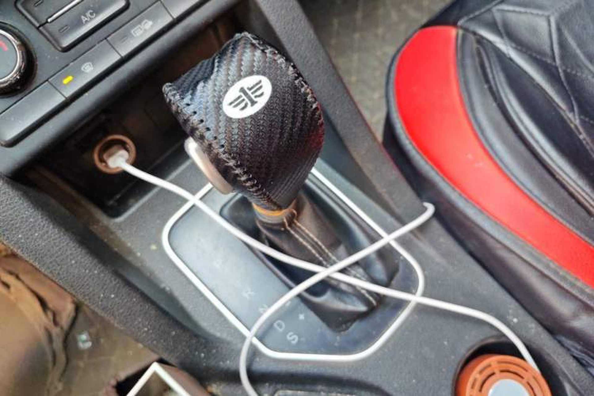 Used Bestune X40 2017 1.6L Automatic Luxury Model Gear Lever