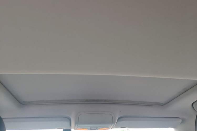 Used Bestune X40 2017 1.6L Automatic Luxury Model Headliner
