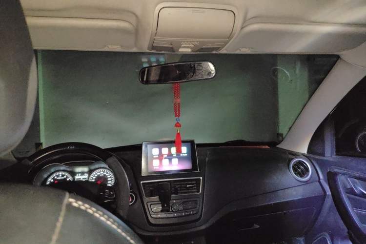 Used Bestune X40 2017 1.6L Automatic Prestige Edition Headliner