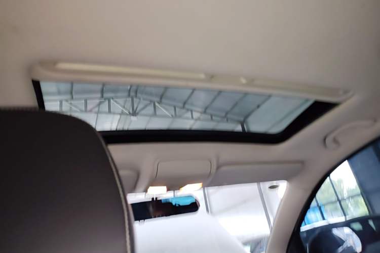 Used Bestune X40 2017 1.6L Manual Luxury Edition Headliner