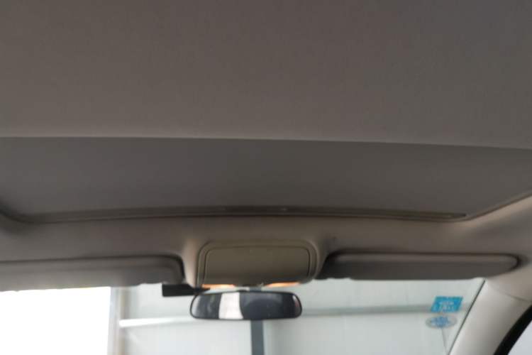 Used Bestune X40 2017 1.6L Automatic Luxury Model Headliner
