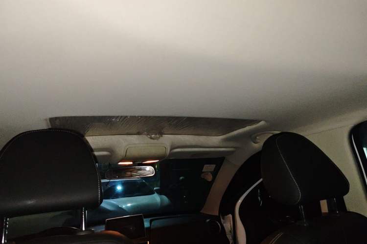 Used Bestune X40 2017 1.6L Automatic Luxury Model Headliner