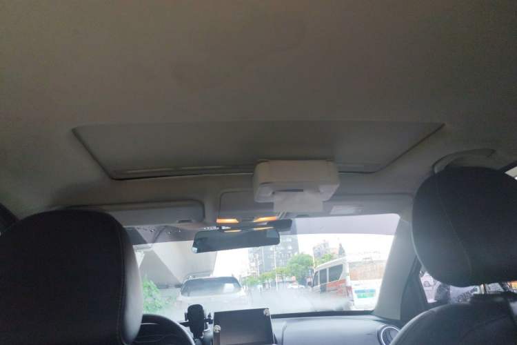 Used Bestune X40 2017 1.6L Automatic Luxury Model Headliner