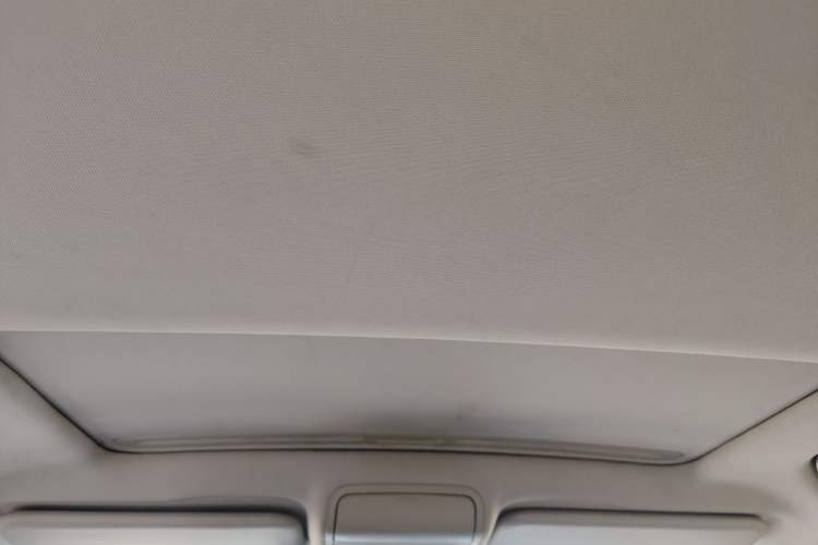 Used Bestune X40 2017 1.6L Automatic Prestige Edition Headliner