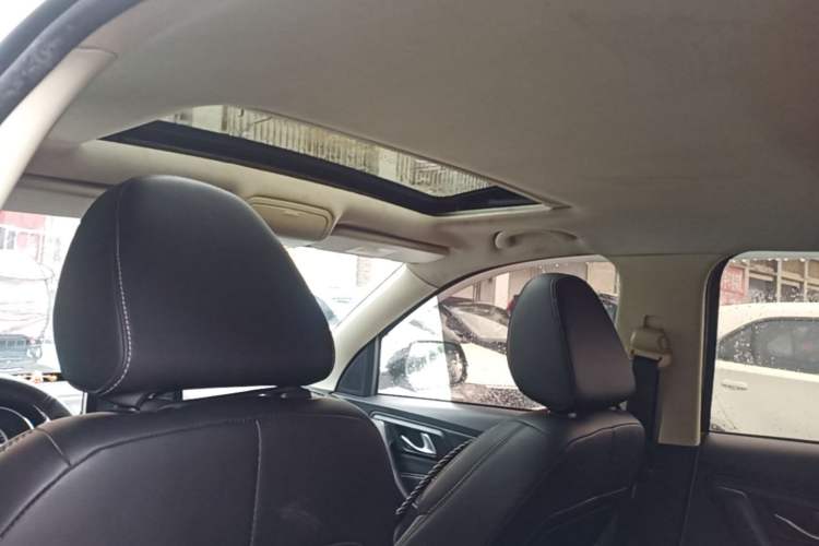 Used Bestune X40 2017 1.6L Automatic Prestige Edition Headliner