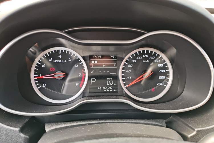 Used Bestune X40 2017 1.6L Automatic Luxury Model Instrument Cluster
