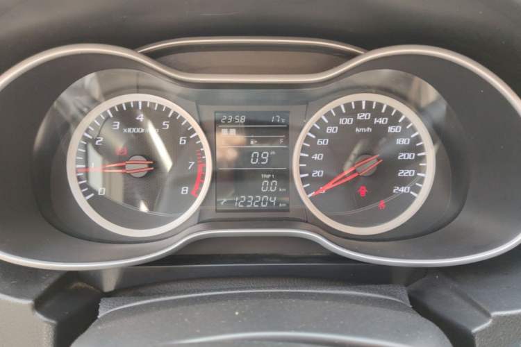 Used Bestune X40 2017 1.6L Manual Luxury Edition Instrument Cluster