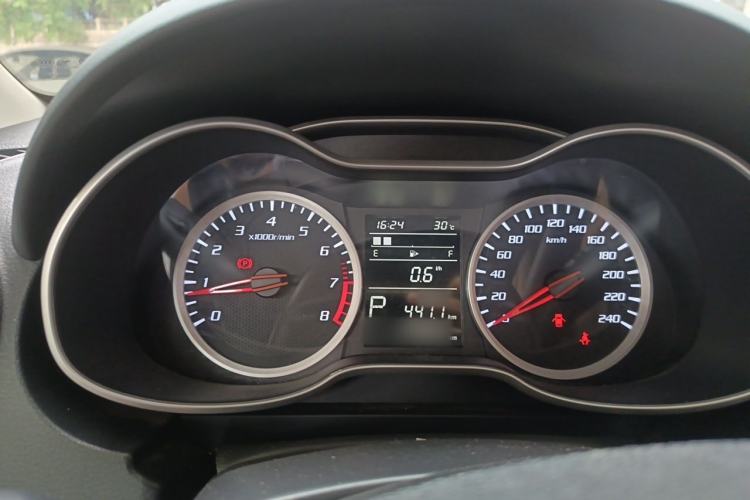 Used Bestune X40 2017 1.6L Automatic Luxury Model Instrument Cluster