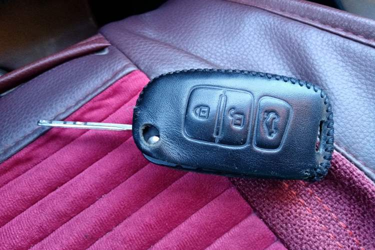 Used Bestune X40 2017 1.6L manual transmission technology version Interior 1
