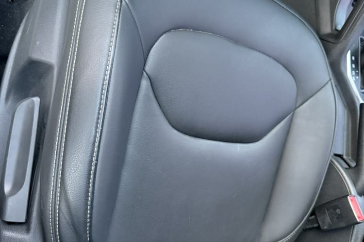 Used Bestune X40 2017 1.6L Automatic Prestige Edition Interior 12
