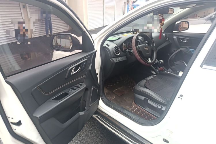 Used Bestune X40 2017 1.6L Automatic Connected Smart Cool Edition Interior 3