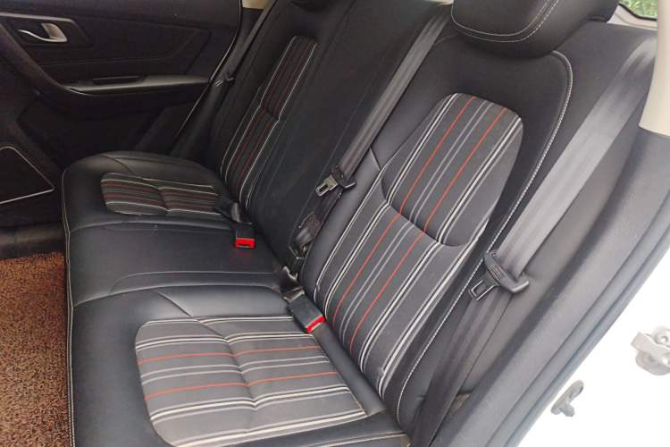 Used Bestune X40 2017 1.6L Automatic Luxury Model Interior 4