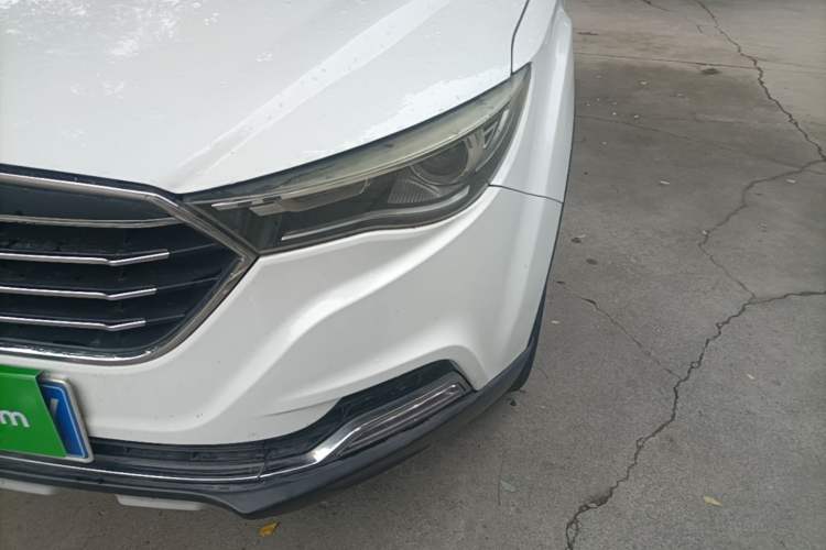 Used Bestune X40 2017 1.6L Automatic Luxury Model Left Front Headlight