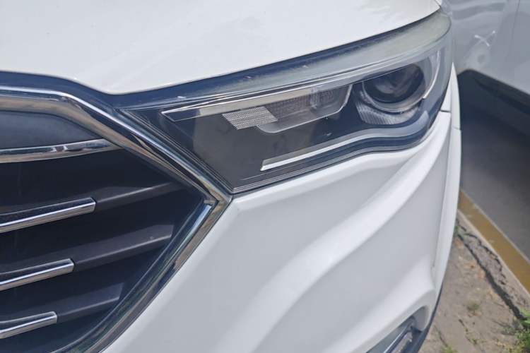Used Bestune X40 2017 1.6L Automatic Luxury Model Left Front Headlight