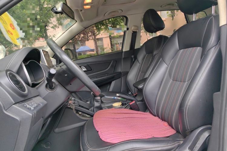 Used Bestune X40 2017 1.6L Manual Luxury Edition Left Front Seat